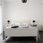 Casas Ferreira *
