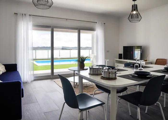 Casas Ferreira *